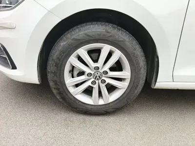 Volkswagen Santana 2022, 22300 км, за 40599 CNY - фото 23
