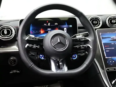 Mercedes-Benz C-Class AMG 2025, 3000 км, за 398000 CNY - фото 12