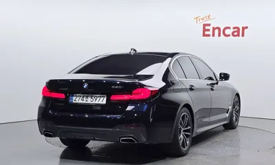 BMW 5-Series 2022, 57279 км, за 35200000 KRW