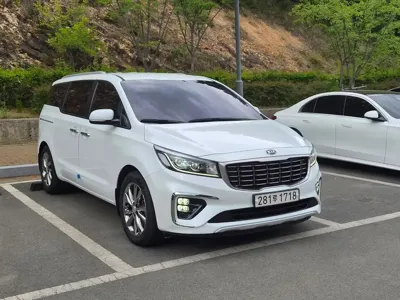 Kia Canival 2019, 136552 км, за 11390000 KRW