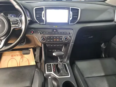 Kia Sportage 2017, 160768 км, за 8900000 KRW - фото 13