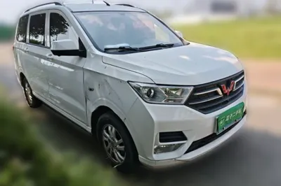 Wuling Hongguang 2019, 67600 км, за 44315.96 CNY
