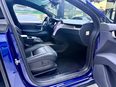 Tesla Model X 2019, 115000 км, за 219800 CNY - фото 12