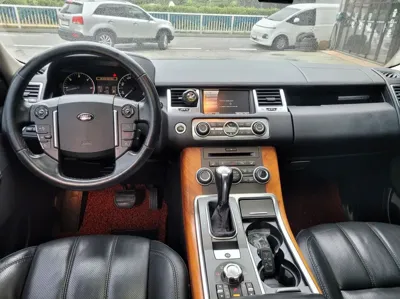 Land Rover Range Rover Sport 2010, 125554 км, за 8900000 KRW - фото 7