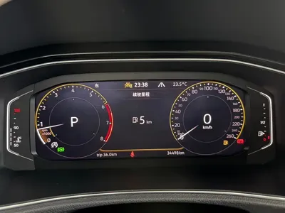 Volkswagen T-Roc 2022, 34000 км, за 113500 CNY - фото 10