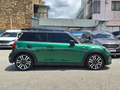 MINI Cooper 2024, 19000 км, за 27500000 KRW