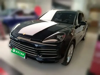 Porsche Cayenne Hybrid · 2021 год