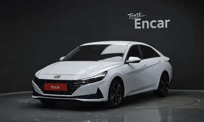 Hyundai Avante · 2022 год