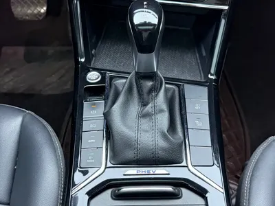 Volkswagen 帕萨特插电混动 2022, 56000 км, за 79800 CNY - фото 7