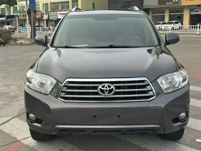 Toyota Highlander (Import) 2007, 190000 км, за 21000 CNY