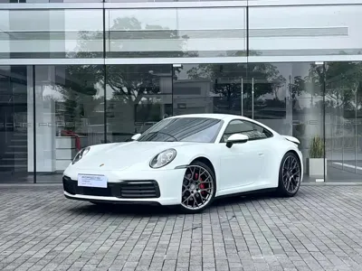 Porsche 911 · 2021 год