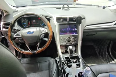 Ford Mondeo 2013, 124500 км, за 44222.75 CNY