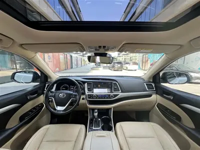 Toyota Highlander 2021, 70000 км, за 139800 CNY - фото 21