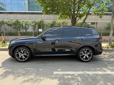 BMW X5 2025, 10040 км, за 137000000 KRW - фото 2