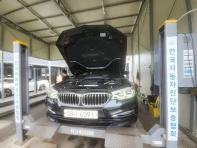 BMW 5-Series · 2018 год