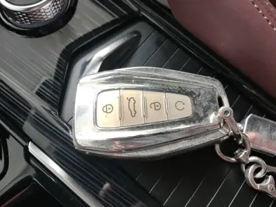 Geely Xingyue L 2021, 62900 км, за 69500 CNY - фото 9