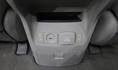 Kia Canival 2015, 105829 км, за 10600000 KRW - фото 27