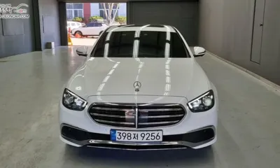 Mercedes-Benz E-Class 2023, 38804 км, за 46900000 KRW