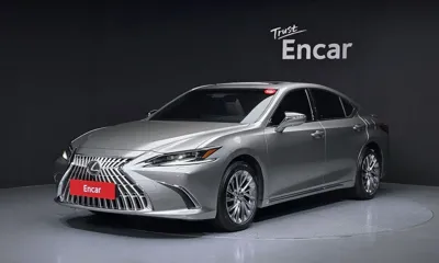 Lexus ES · 2026 год