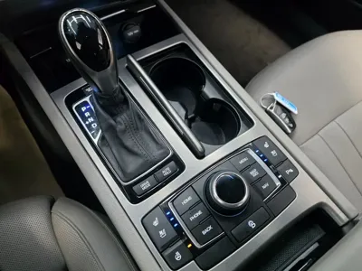 Hyundai Genesis 2015, 109427 км, за 9500000 KRW - фото 9