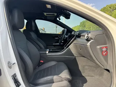 Mercedes-Benz C-Class 2023, 24500 км, за 169600 CNY