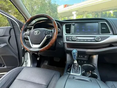 Toyota Highlander 2019, 150000 км, за 113800 CNY - фото 12