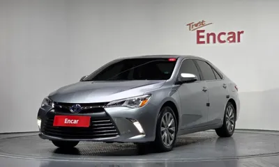 Toyota Camry · 2016 год
