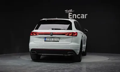 Volkswagen Touareg 2024, 14006 км, за 81500000 KRW