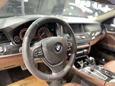 BMW 5 Series 2014, 160000 км, за 46600 CNY - фото 12