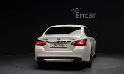 Nissan Altima 2017, 135178 км, за 5900000 KRW