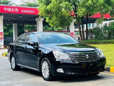 Toyota Crown 2011, 73800 км, за 73800 CNY