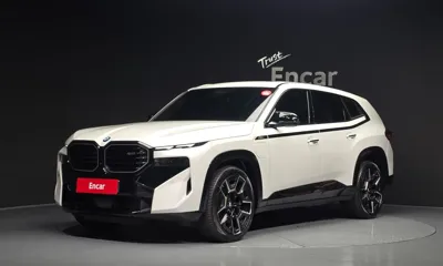 BMW XM · 2023 год