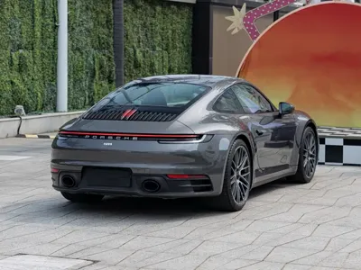 Porsche 911 2024, 5600 км, за 938000 CNY