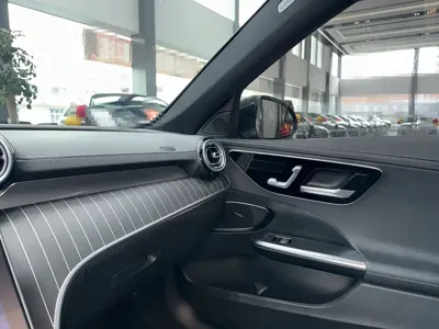Mercedes-Benz C-Class 2022, 40000 км, за 138000 CNY - фото 4