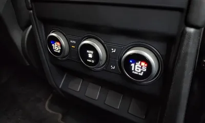 Land Rover Defender 2023, 34734 км, за 89900000 KRW - фото 27