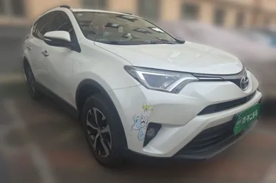 Toyota RAV4 2019, 82700 км, за 77042.42 CNY