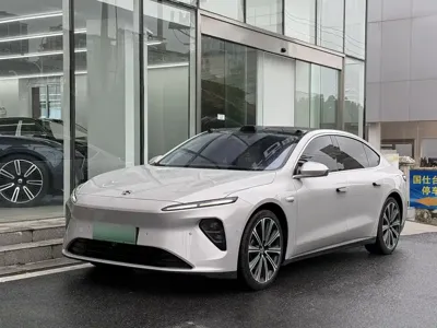 Nio ET7 · 2024 год