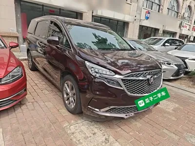 Buick GL8 2020, 86000 км, за 172900 CNY