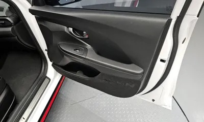 Hyundai Veloster 2022, 54315 км, за 14900000 KRW - фото 25