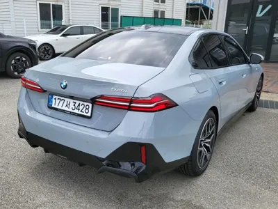 BMW 5-Series 2025, 5100 км, за 33900000 KRW