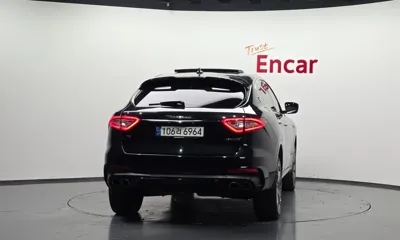 Maserati Levante 2020, 43196 км, за 48900000 KRW