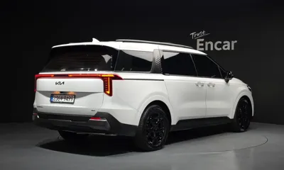 Kia Canival 2026, 8412 км, за 62500000 KRW