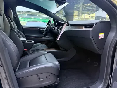 Tesla Model X 2019, 87000 км, за 219800 CNY - фото 5