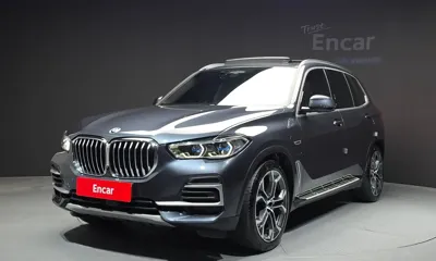BMW X5 · 2022 год