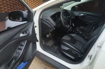 Ford Focus 2015, 69900 км, за 29312.84 CNY - фото 17