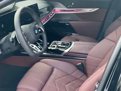 BMW 7-Series 2025, 5000 км, за 153000000 KRW - фото 9