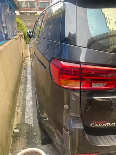 Kia Canival 2019, 139000 км, за 20000000 KRW