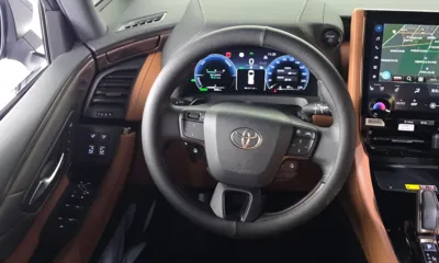 Toyota Alphard 2025, 9325 км, за 113790000 KRW - фото 13