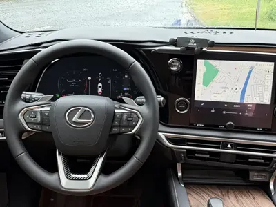 Lexus RX 2025, 13000 км, за 313300 CNY - фото 8