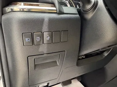 Toyota Alphard 2019, 118000 км, за 416000 CNY - фото 12
